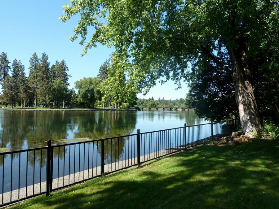 Mirror Pond Bungalow Bend Exterior foto